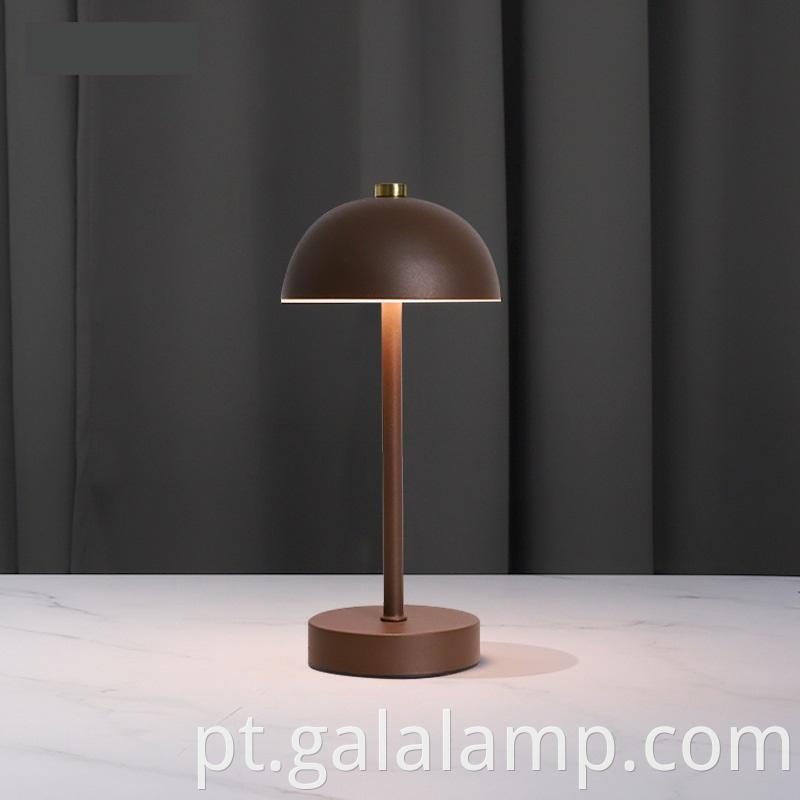Lâmpada de toque LED versátil Versatile LED Touch Lamp
